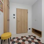 Lägenhet Charming One Bedroom With Air Conditioning In The Capital By Renters