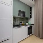 Lägenhet Charming One Bedroom With Air Conditioning In The Capital By Renters Warszawa